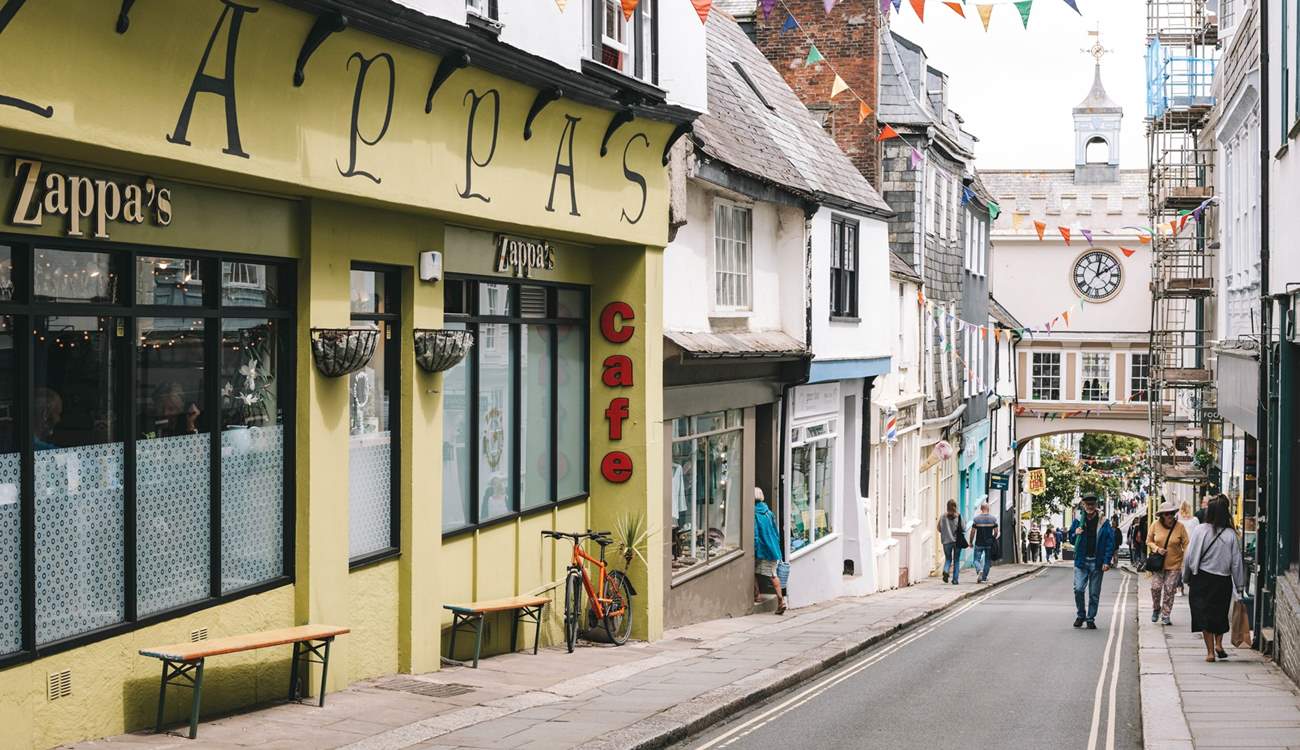 The quirky town of Totnes, full of eclectic independents is just a short distance away. 