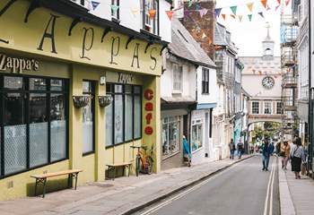 The quirky town of Totnes, full of eclectic independents is just a short distance away. 