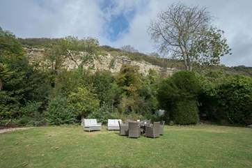 The grounds of Woodington are extensive with plenty of space for the kids to enjoy.