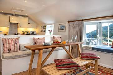 Enjoy a group meal around the dining-table, while planning your next adventure.