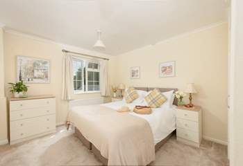 Bedroom 2 looks over the garden and has a king-size bed which can be made into twins. 