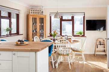 There is a TV too if you fancy catching up on the days events whilst prepping supper.