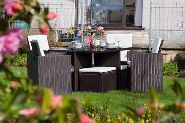 Lunch in the sunshine!