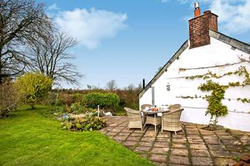 The garden is quite stunning and a lovely spot to treat yourself to a Cornish cream tea.
