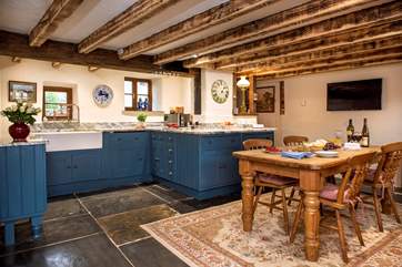 The kitchen/dining-room.