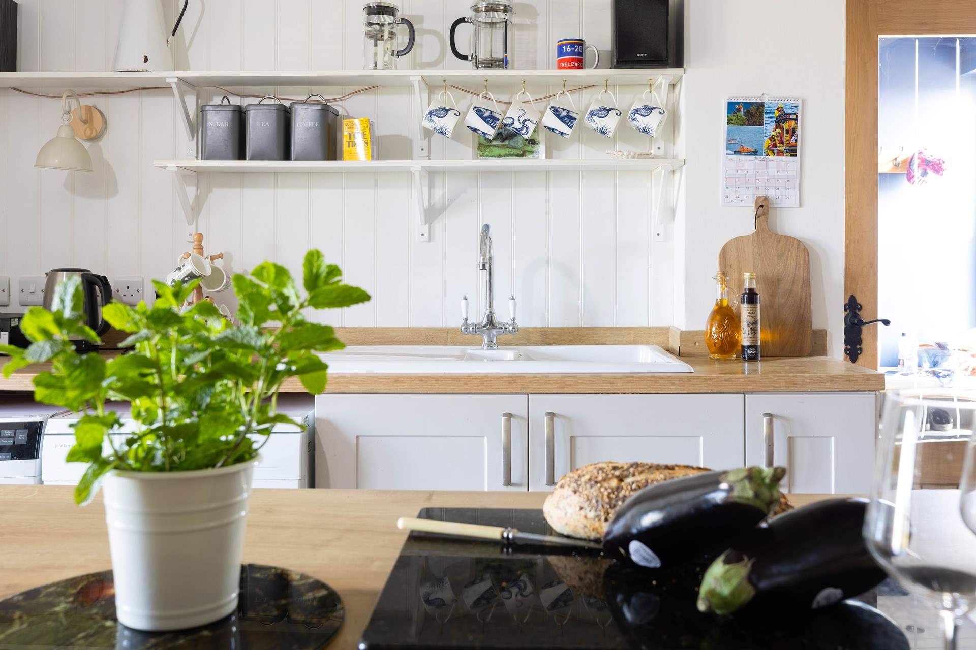 Live, laugh, lunch....