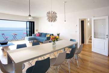 Enjoy holiday mealtimes together around the dining-room table.