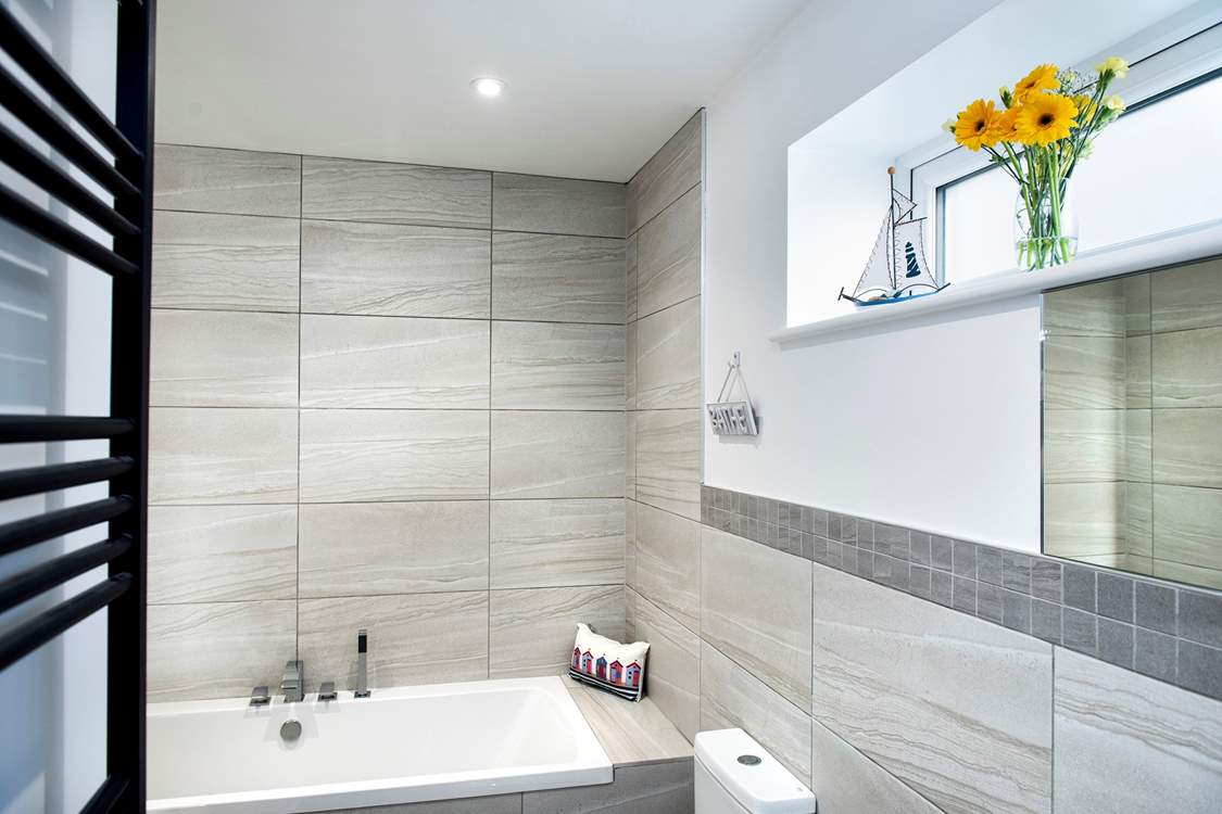And a luxury double-ended bath....