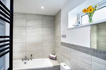 And a luxury double-ended bath....