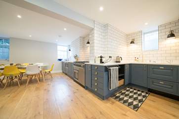 Enjoy cooking with the family in this beautifully furnished kitchen.