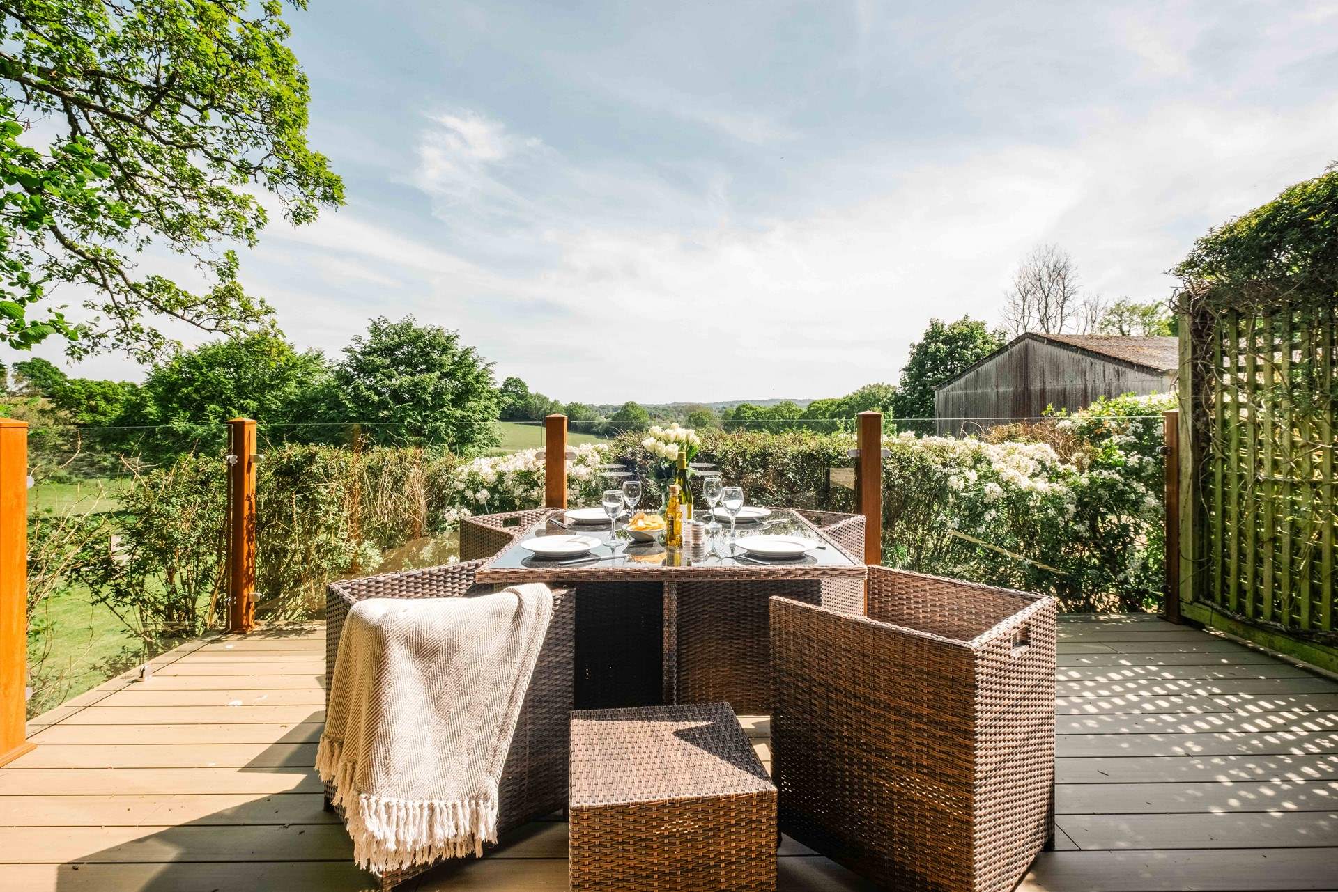 Al fresco with a view!