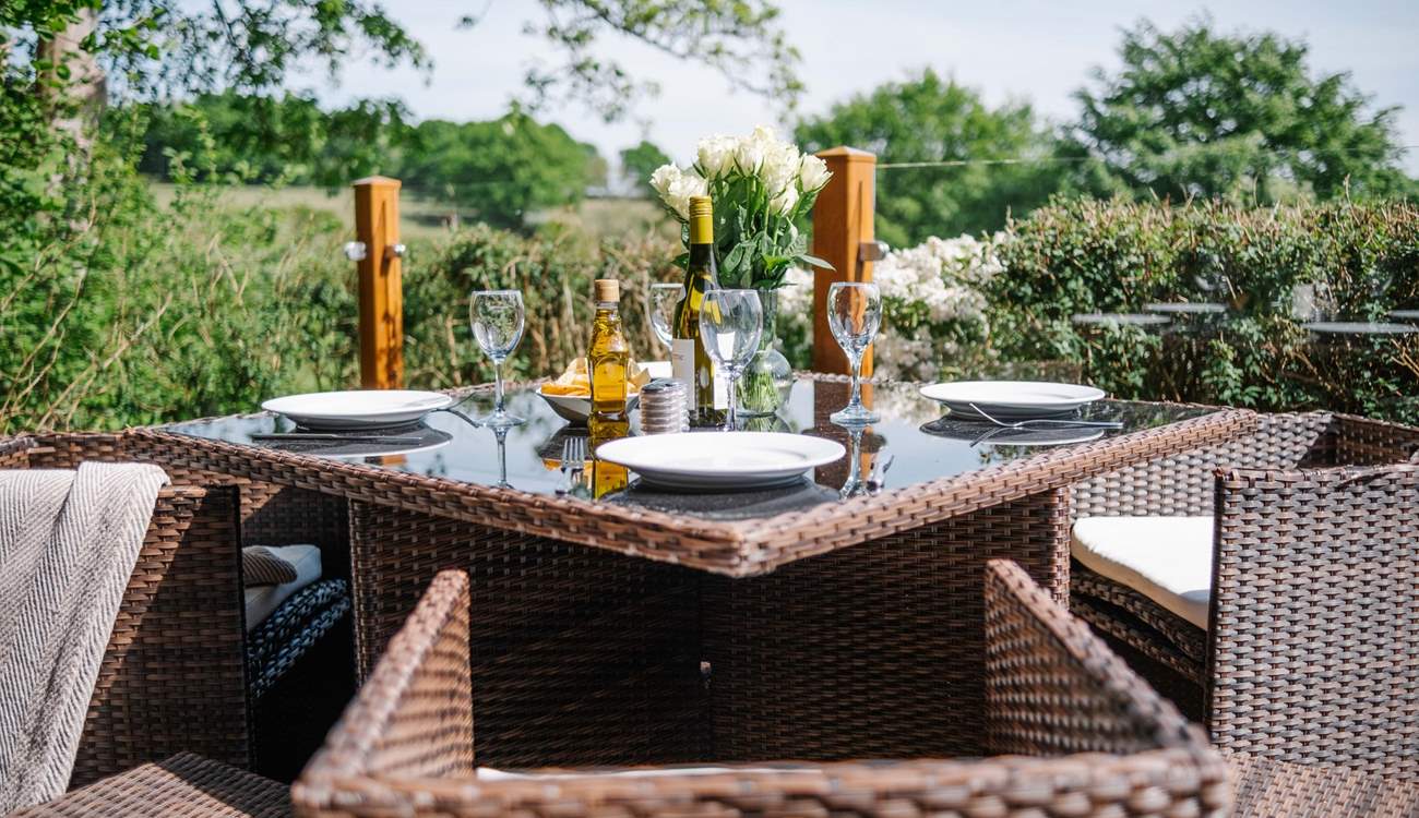 Perfect for al fresco dining in the Sussex countryside.