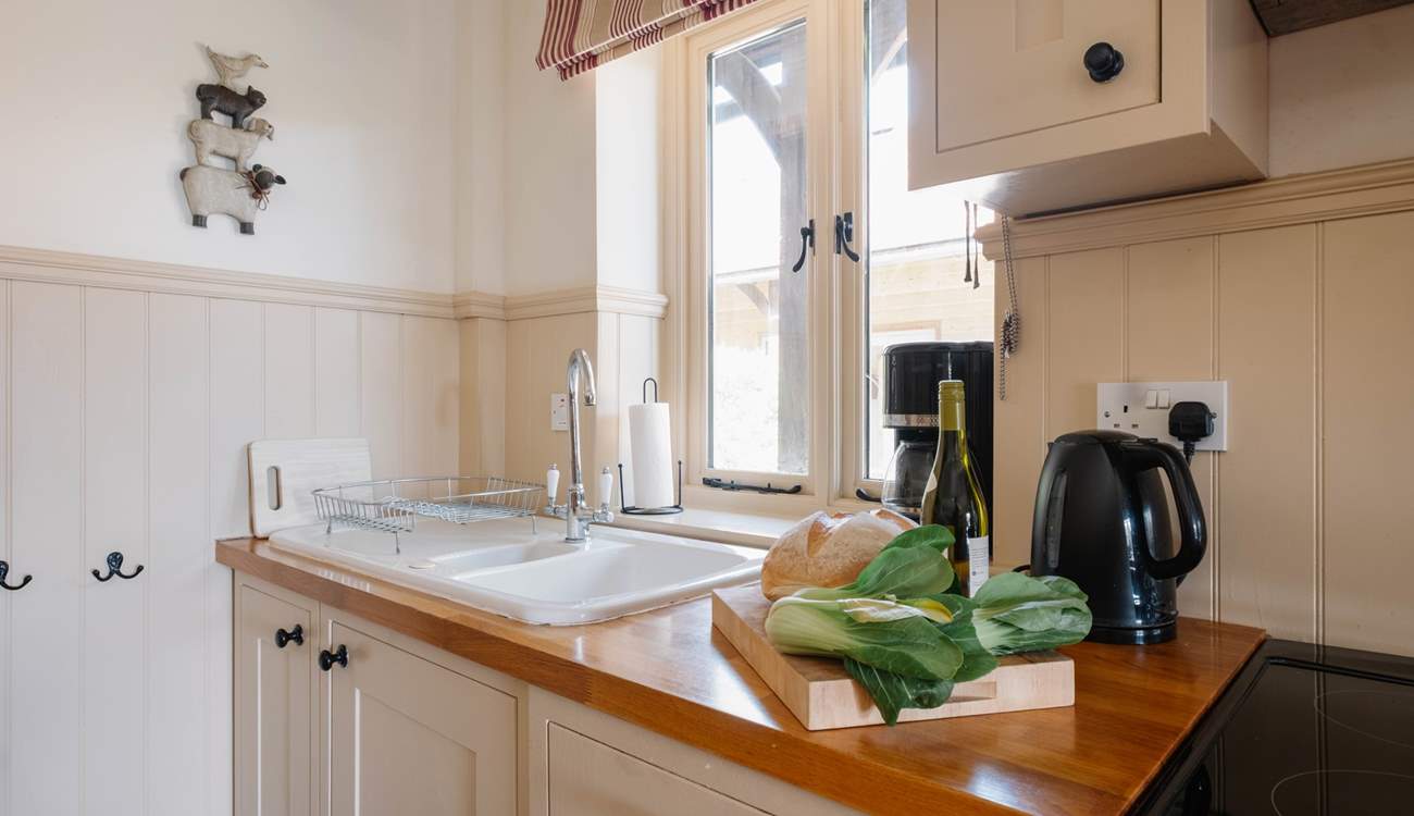 The kitchen will please any budding chef!