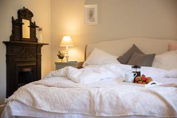 Anyone for breakfast in bed - simply perfect!
