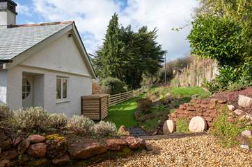 The extra safe fence makes 'slipping under and out' virtually impossible!