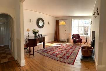 The grand entrance hall sets the scene for your stay here. This lovely house is currently being refurbished to a very high standard. A full set of photos will follow as soon as possible.