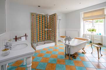 The spacious ensuite bathroom, what more could you want?
