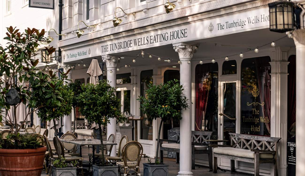 Just one of the many local places to eat in The Pantiles.