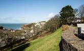 Front garden with a splendid sea view. - Thumbnail Image