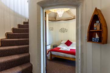 Double room on the ground floor. Spiral stairs leading to the lookout!