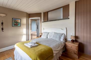 A double room on the ground floor with magnificent sea views!