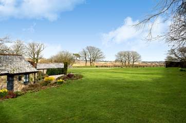 What a setting, it is the perfect place to unwind and relax