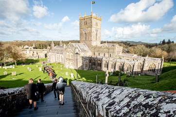 Winter sun over St David's Cathedral and Bishops Place.