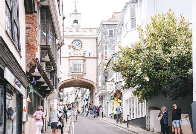 The eclectic town of Totnes boasts lovely independent shops and eateries.