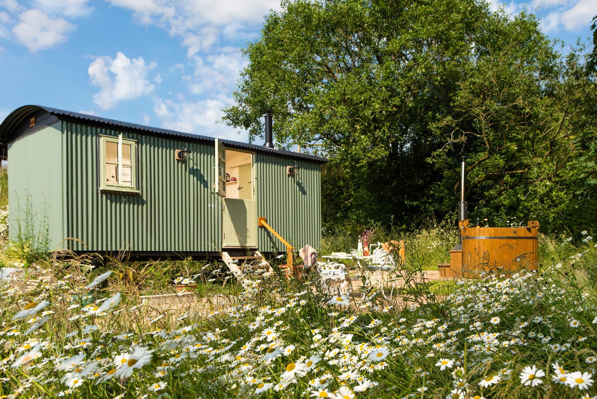 Welcome to Rosie's Hut... 