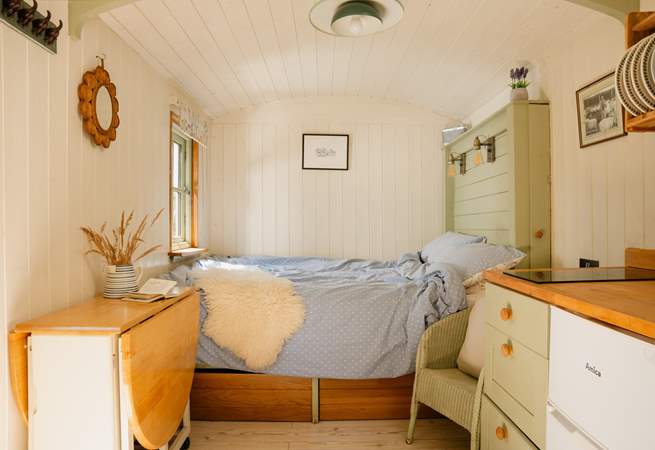 Step inside the hut to be greeted with sweet countryside charm.