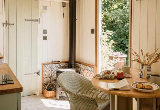 Dine in style surrounded by verdant scenery.