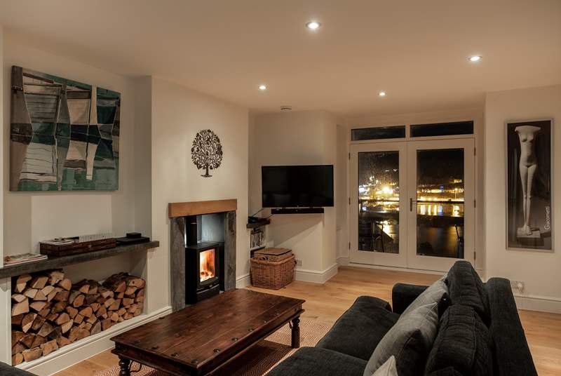 Tasteful sitting-room for relaxing with amazing views of the harbour and the beach at Goodwick.