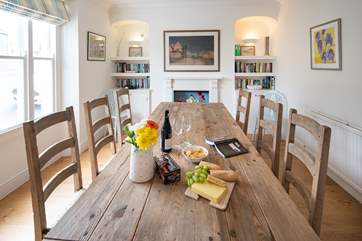 Elegant dining-room to enjoy a family meal after a day exploring beautiful Pembrokeshire.