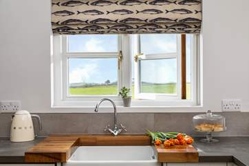 Washing up will never become a chore when you have this view!