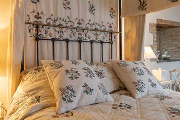 You will find it difficult to leave this beautiful bed!