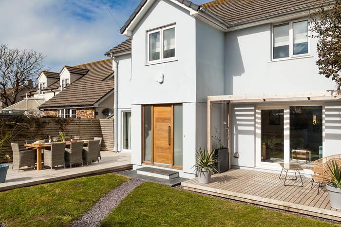 The Newstead,Sleeps 8 + 2 cots, Crantock