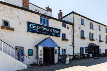 The Driftwood Spars is a located right by Trevaunance Cove and is dog-friendly too. Serving delicious home-cooked food and local ales a visit is a must! (they also sell doggy ice cream)