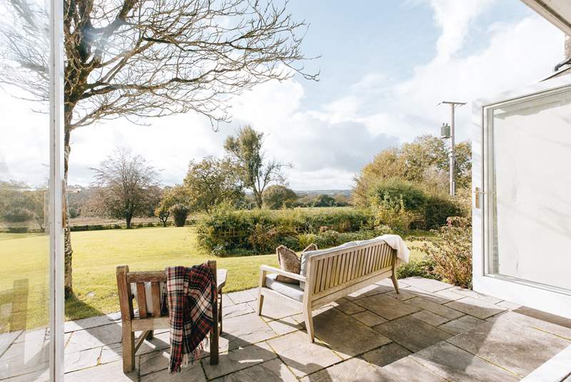 Step out from the dining-area onto the terrace that has some glorious views!