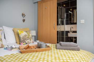 Breakfast in bed? Why not, you are on holiday after all.