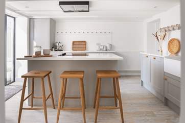 The gorgeous kitchen.