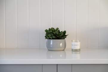 Gorgeous little touches throughout.
