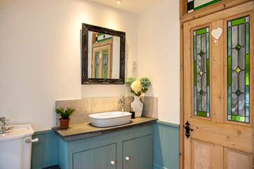 The lovely family bathroom.