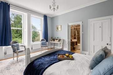 Surrounded by beautiful countryside, Rossmoyne is a delight. This is gorgeous bedroom 2.