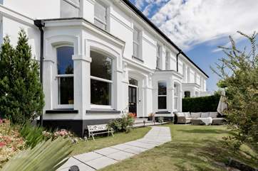 Rossmoyne is a semi detached property which offers seclusion set within Dartmoor National Park.
