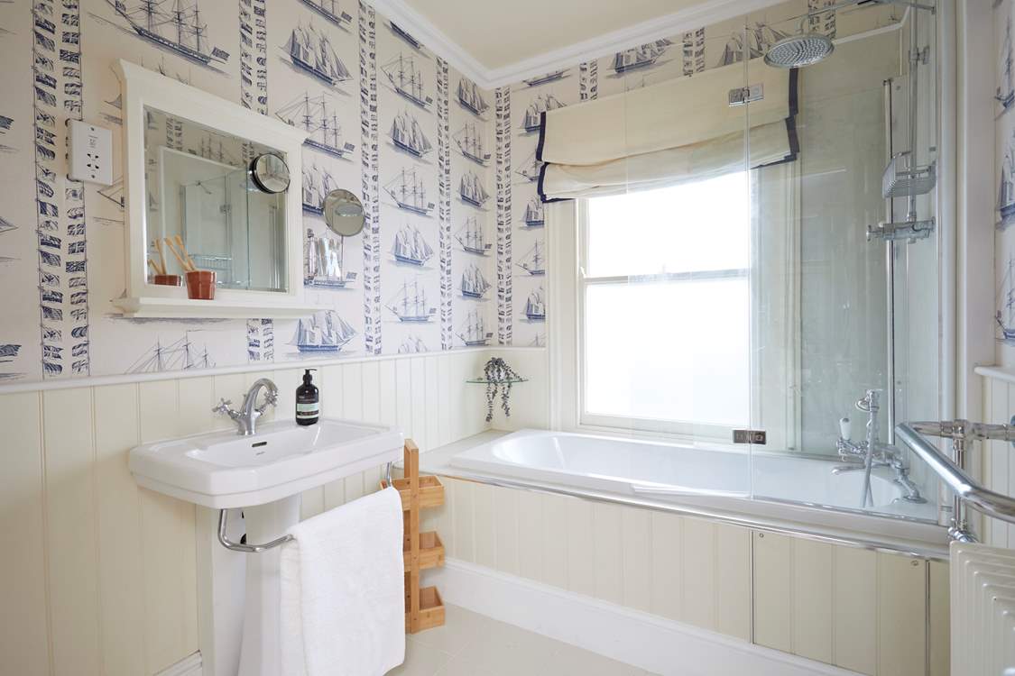 The spacious family bathroom on the first floor.