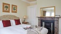 Such a charming room.