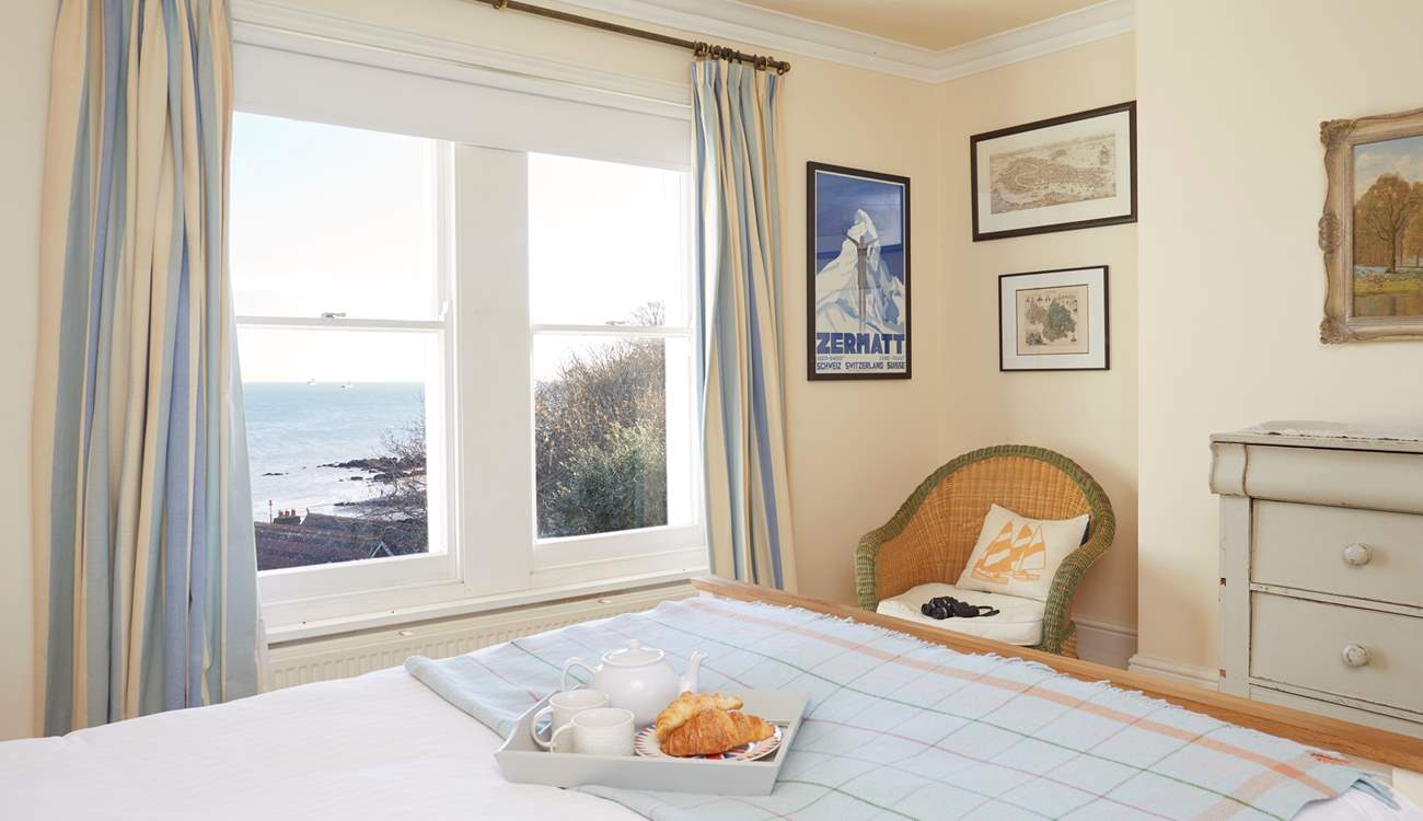 Wake up to the wonderful sea views right from your window. 