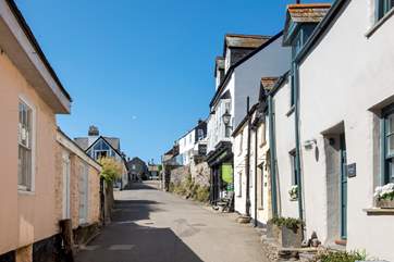 The village is utterly charming with narrow streets (sometimes steep) lined with traditional fisherman's cottages.