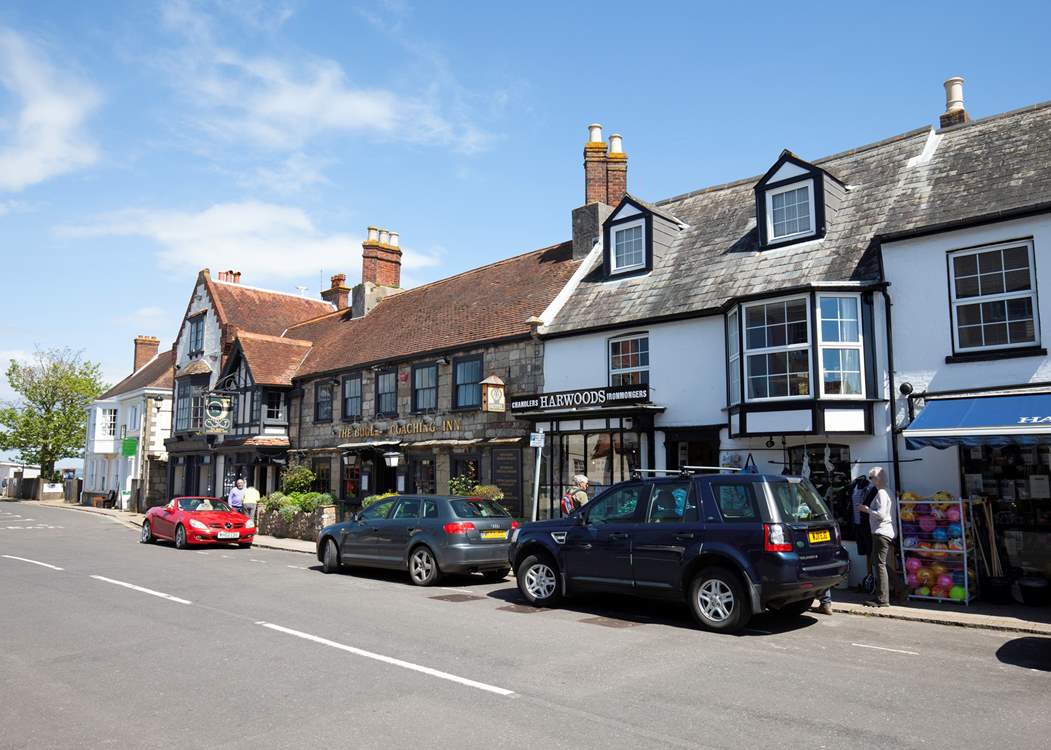 The friendly town of Yarmouth is lovely to dine out in.