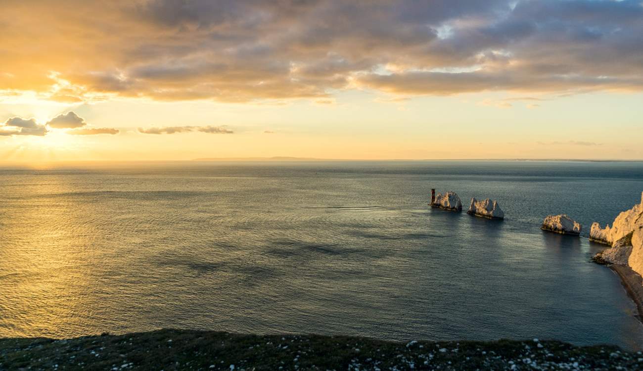 Venture to the iconic Needles, a 15 minute car journey from Yarmouth. 